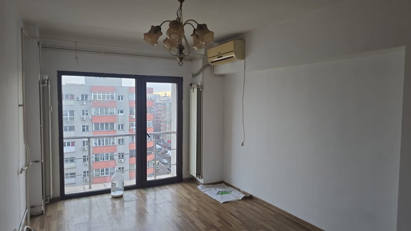 Calea Mosilor aproape- metroul Obor la 5min.